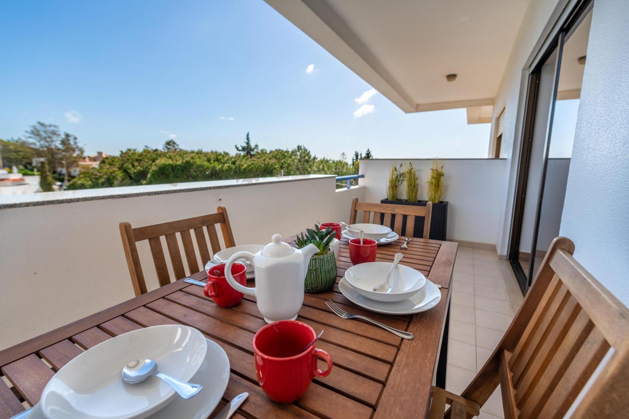 פורצ'ס Apartamento Gomes -Free Airco, Wiffi & Swimming Pool- By Bedzy מראה חיצוני תמונה